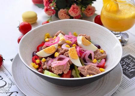 Tuna salata
